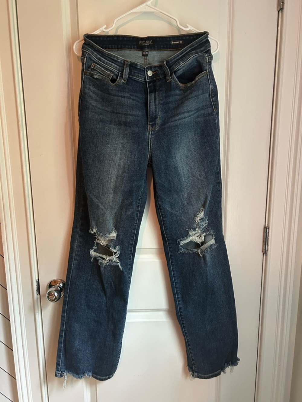 Judy Blue Distressed Dark Blue straight fit Jeans